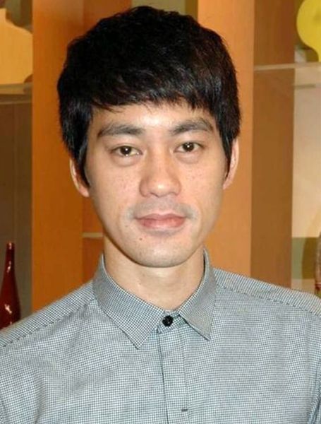 Danny Chan Kwok-Kwan started his career as the lead singer of the rock band named Poet.&nbsp;